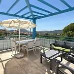 Villa Hayat 6 Yatak Odali Oeluedenize Yakin